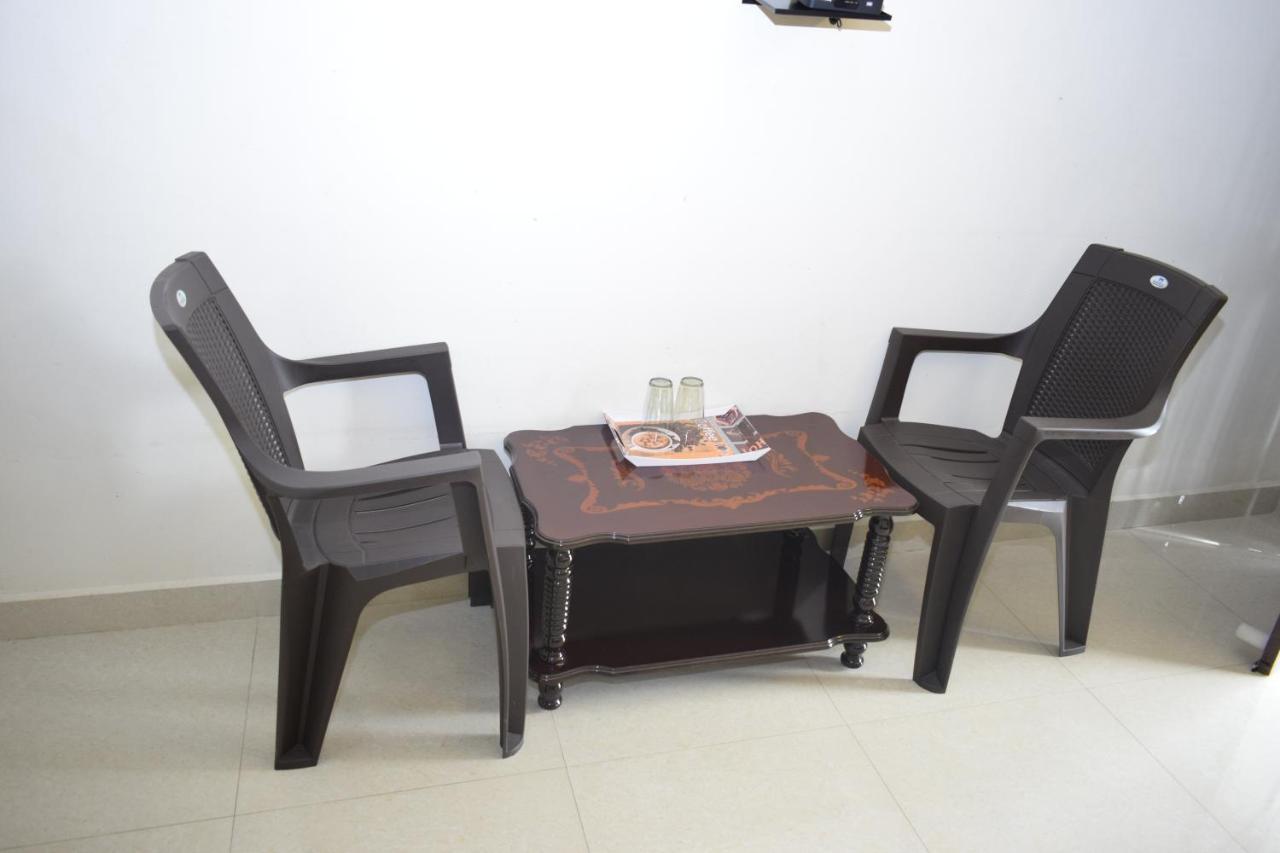 Rani Residency Hotel Puduccseri Kültér fotó