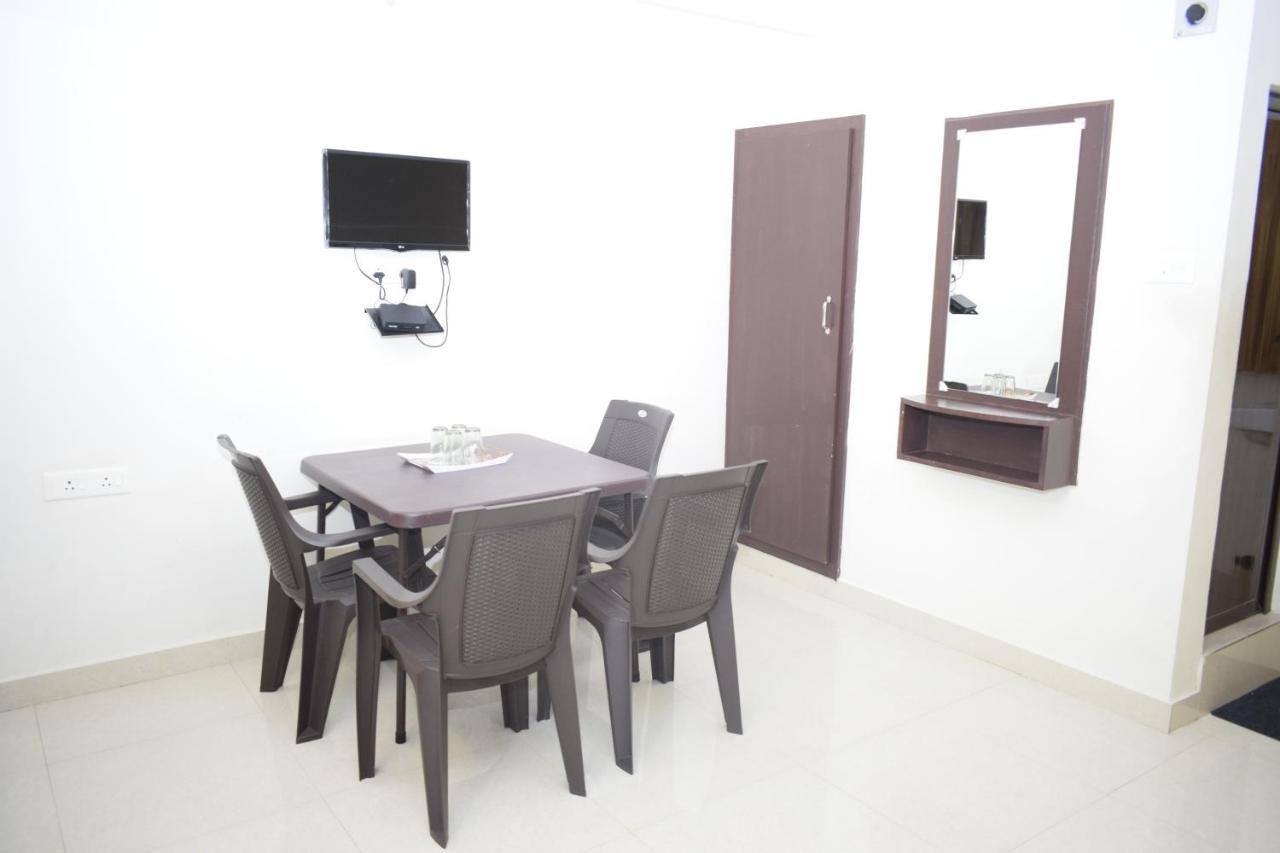 Rani Residency Hotel Puduccseri Kültér fotó