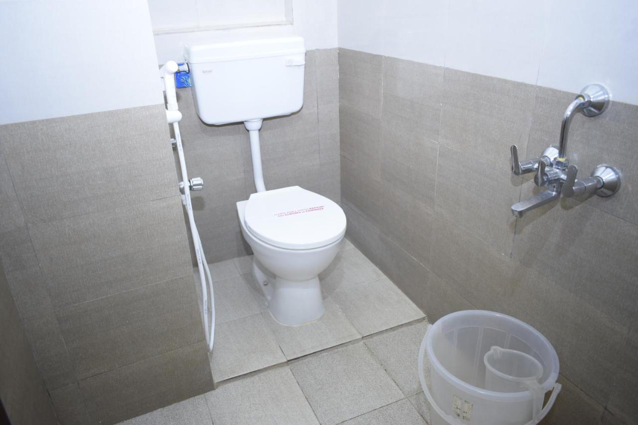 Rani Residency Hotel Puduccseri Kültér fotó