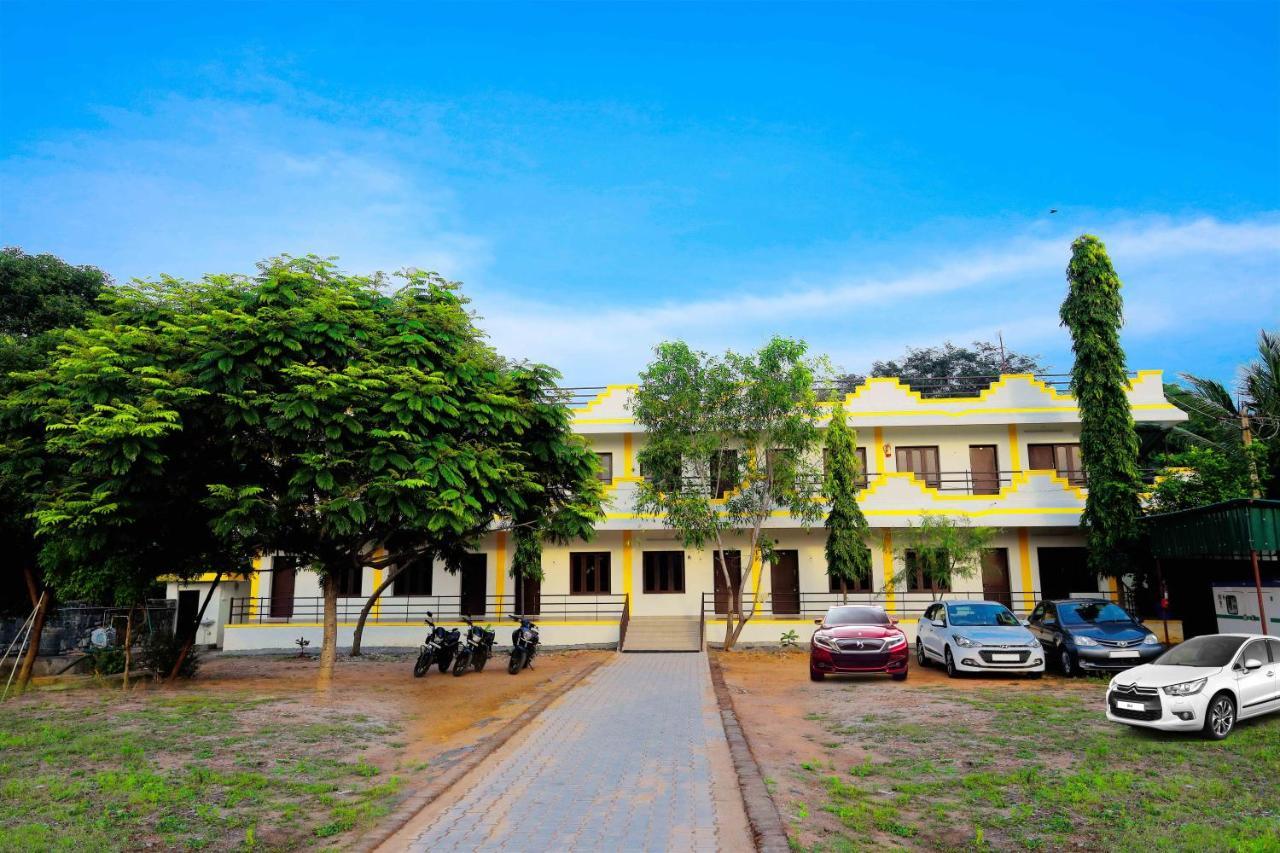 Rani Residency Hotel Puduccseri Kültér fotó