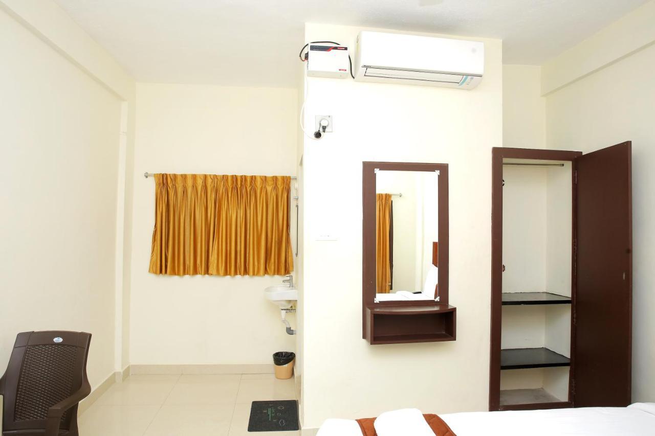Rani Residency Hotel Puduccseri Kültér fotó