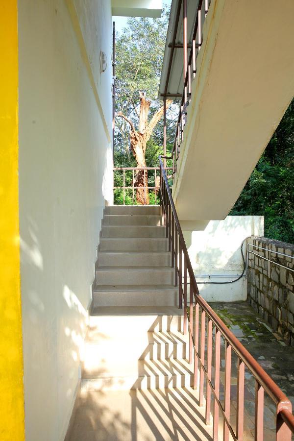 Rani Residency Hotel Puduccseri Kültér fotó