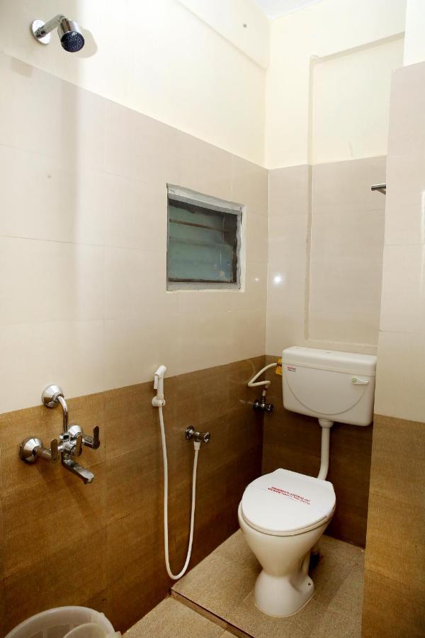 Rani Residency Hotel Puduccseri Kültér fotó